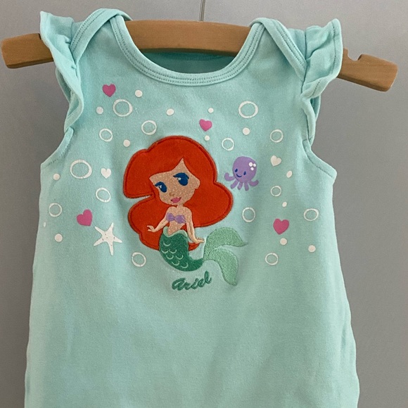 Disney Baby Little Mermaid Ariel Embroider Romper size 12 Months - Picture 3 of 8